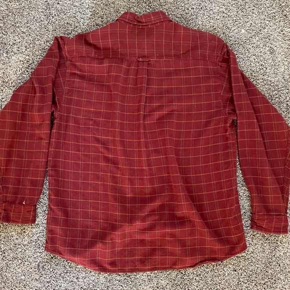 Men’s Columbia XL Red Flannel - Picture 3 of 3